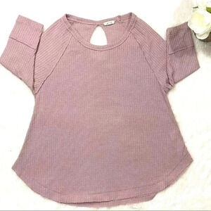 In Loom Mauve Waffle Knit Thermal Curved Hem Keyhole Blouse Top Size S